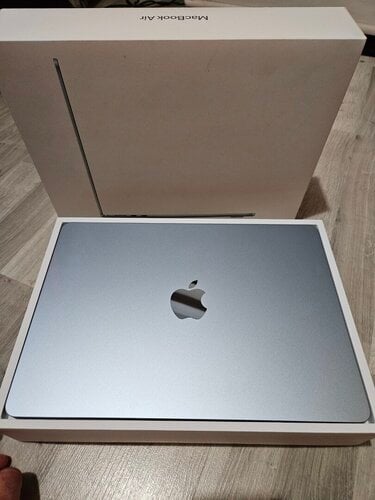 Περισσότερες πληροφορίες για "MacBook Air M4 13.6  (M4-10‑core/16GB/256GB SSD/8-Core GPU)"