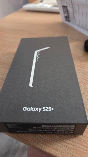 Περισσότερες πληροφορίες για "Samsung Galaxy S25+ (Ασημί/512 GB)"