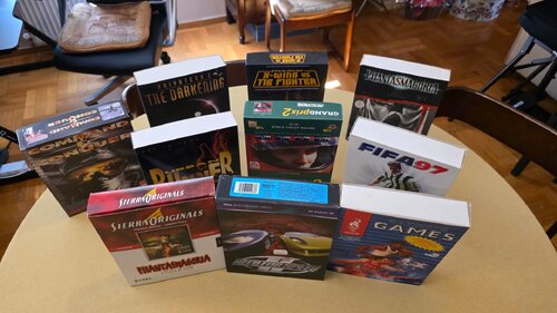 Περισσότερες πληροφορίες για "10 VINTAGE PC GAMES BUNDLE PC CD-ROM με το κουτί τους σε άριστη κατάσταση."
