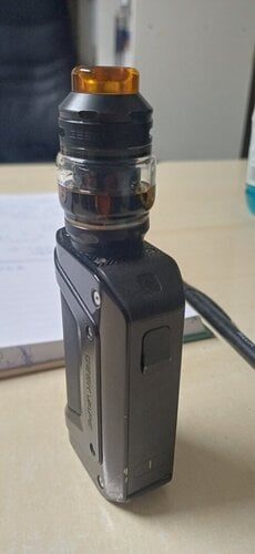 Περισσότερες πληροφορίες για "Geek Vape L200 Aegis Legend 3 Black Box Mod Kit 5.5ml"