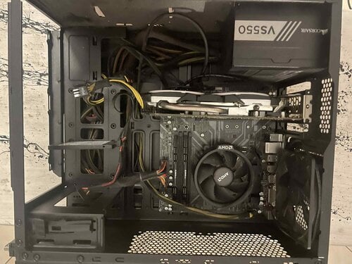 Περισσότερες πληροφορίες για "PC Tower Ryzen 5 3600 Radeon 570 8gb + Monitor 23,8' IPS"