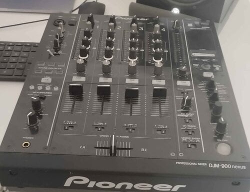 Περισσότερες πληροφορίες για "Djm 900 Nexus"