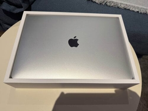 Περισσότερες πληροφορίες για "Apple MacBook Pro 13" M1 / 8GB RAM / 512GB SSD / Silver - GR"