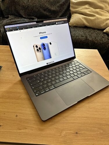 Περισσότερες πληροφορίες για "Apple Macbook Pro 14.2 - M3 Pro 11-Core CPU / 14-Core GPU / 36GB / 512GB - Space Black"
