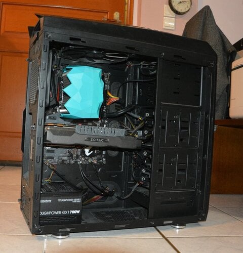 Περισσότερες πληροφορίες για "Gaming PC που σηκώνει τα πάντα, τουλάχιστον σε medium settings, σε 1080p (i5-9600K, GTX 980Ti)"