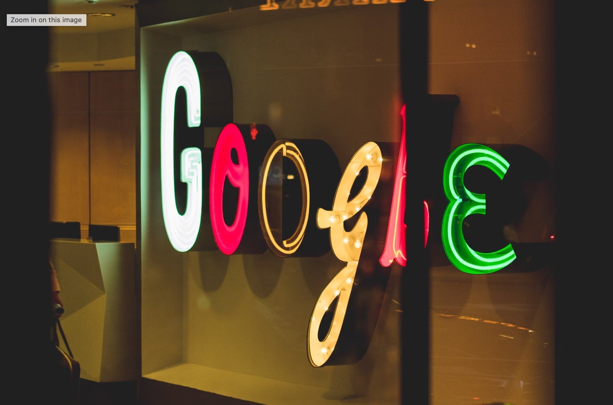 Πρόστιμο-μαμούθ της ΕΕ στην Google προκαλεί την οργή του Trump