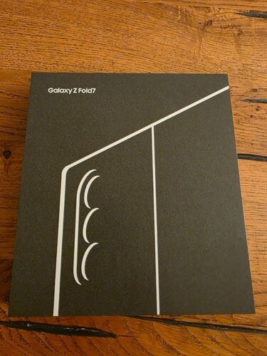 Περισσότερες πληροφορίες για "Samsung Galaxy Z Fold 7 (Μαύρο/512 GB) Enterprise Edition"