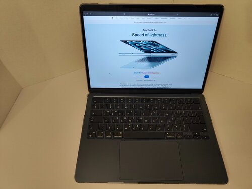 Περισσότερες πληροφορίες για "Apple Macbook Air 13 M3 8/512 σαν καινούργιο με Magic Mouse 3!"