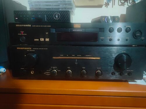 Περισσότερες πληροφορίες για "Marantz pm 7001"