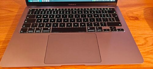 Περισσότερες πληροφορίες για "MacBook Air 2020 i5 8/256"