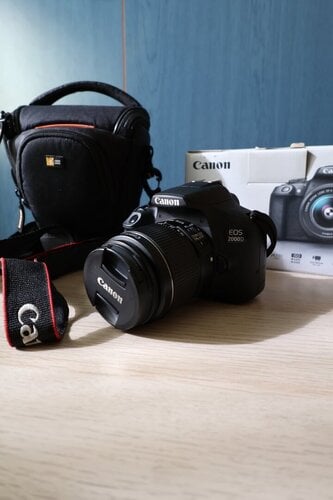Περισσότερες πληροφορίες για "Canon EOS 2000D με φακό EF-S 18-55mm IS II"