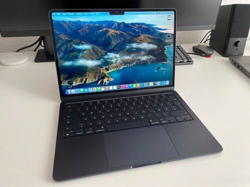 Περισσότερες πληροφορίες για "MacBook air 13” m2 16/512 midnight/Ανταλλαγή με iPad pro m4"
