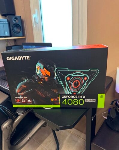 Περισσότερες πληροφορίες για "Gigabyte GeForce RTX 4080 SUPER GAMING OC 16G"