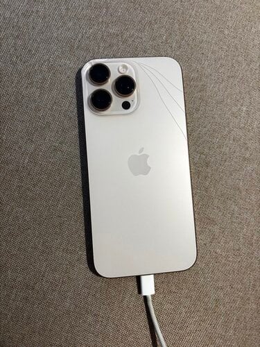 Περισσότερες πληροφορίες για "Apple iPhone 16 Pro Max (Άμμος/256 GB)"