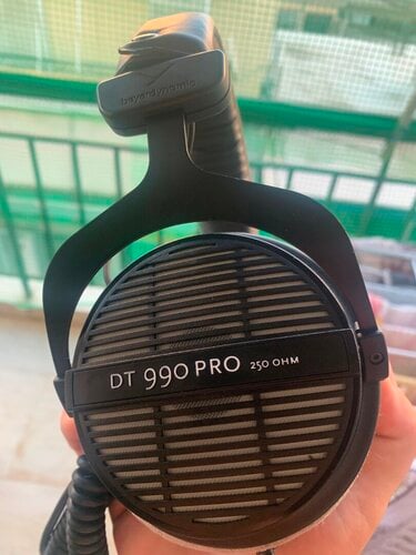 Περισσότερες πληροφορίες για "Beyerdynamic DT 990 pro (250 ohm edition)"