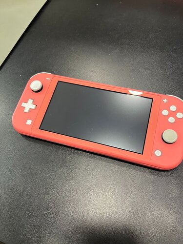 Περισσότερες πληροφορίες για "Nintendo Switch Lite (Coral)"