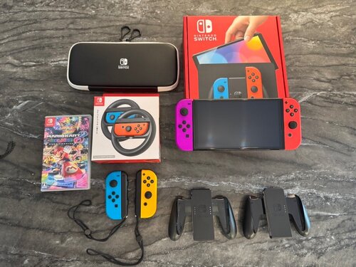 Περισσότερες πληροφορίες για "Nintendo Switch OLED + Extras"