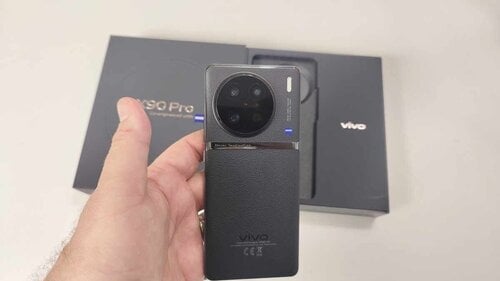 Περισσότερες πληροφορίες για "Vivo X90 Pro 12GB/256GB Legendary Black"