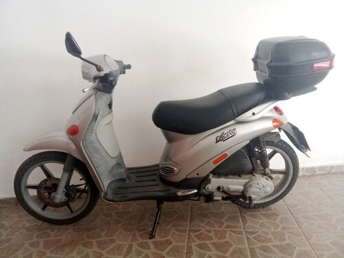 Περισσότερες πληροφορίες για "Piaggio Liberty 50cc"