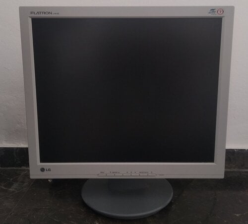 Περισσότερες πληροφορίες για "LG L1915S οθόνη SXGA"