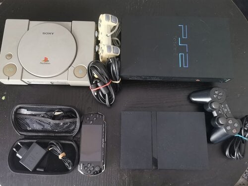Περισσότερες πληροφορίες για "SONY Playstation - PSP Κονσόλες"