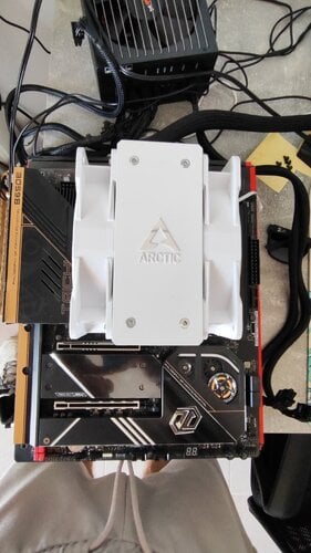 Περισσότερες πληροφορίες για "Asrock B650E Taichi"