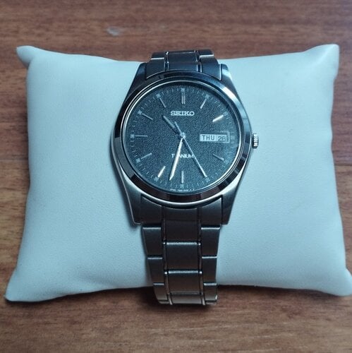 Περισσότερες πληροφορίες για "Seiko Titanium 7N43-9090 με αυθεντικό μπρασελέ"