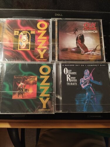 Περισσότερες πληροφορίες για "Ozzy Osbourne cd's"