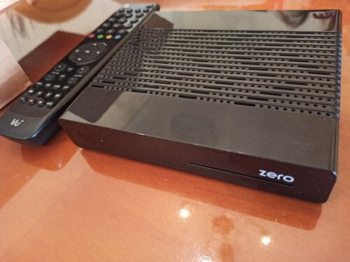 Περισσότερες πληροφορίες για "Vu+ Zero DVB-S2 E2 FHD δορυφορικός δέκτης * Σε εξαιρετική κατάσταση*"