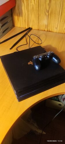 Περισσότερες πληροφορίες για "Sony Playstation 4 Pro 1TB"