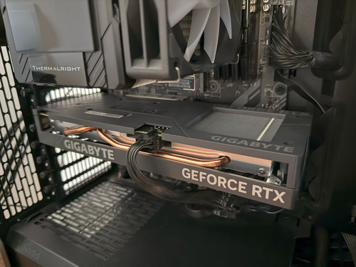 Gigabyte RTX 4060 Με Εγγύηση μέχρι 2/2027