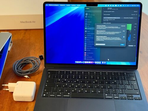 Περισσότερες πληροφορίες για "MacBook Air M2 – Midnight Blue – 256GB"