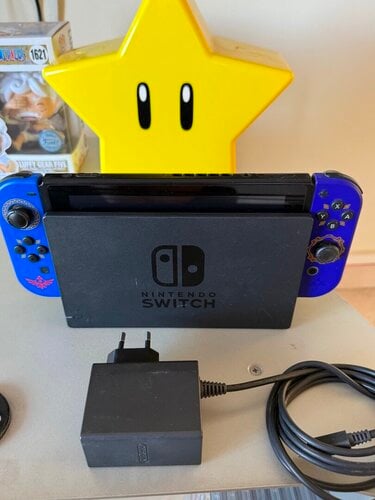 Περισσότερες πληροφορίες για "Nintendo Switch with games and extras"