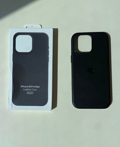 Περισσότερες πληροφορίες για "iPhone 16 pro max black leather case"