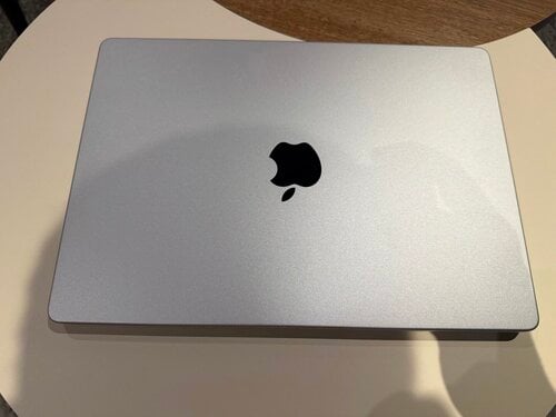 Περισσότερες πληροφορίες για "Macbook pro 14’’ m4 pro/24gb ram/512gb ssd Silver"