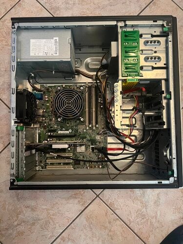 Περισσότερες πληροφορίες για "HP Compaq Elite 8300 Tower"