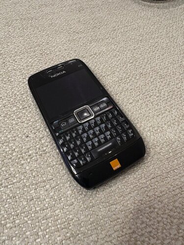 Περισσότερες πληροφορίες για "NOKIA E71 unlocked"