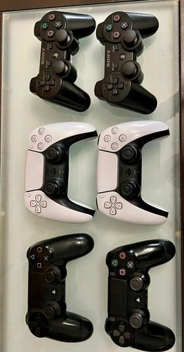Περισσότερες πληροφορίες για "Γνησια controllers με βιντεο σωστης λειτουργιας πριν αγορασετε"