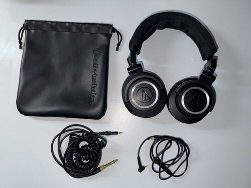 Περισσότερες πληροφορίες για "Audio-Technica Bluetooth ATH-M50x Black"