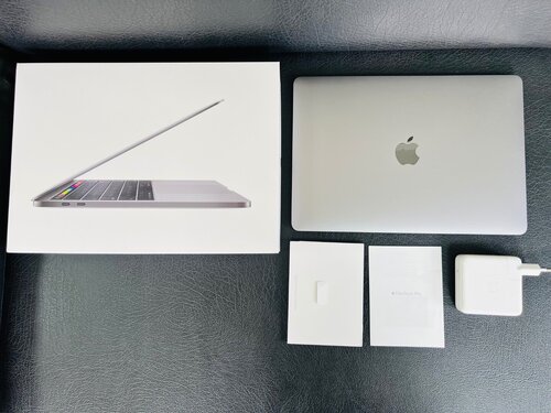 Περισσότερες πληροφορίες για "Macbook Pro 13 Α1989 Αψεγάδιαστο"