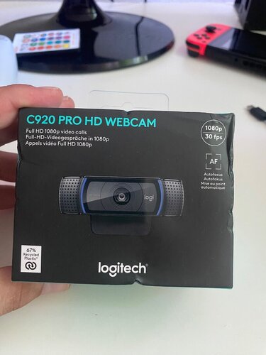 Περισσότερες πληροφορίες για "Logitech C920 PRO HD WEBCAM (1920 x 1080/30fps)"