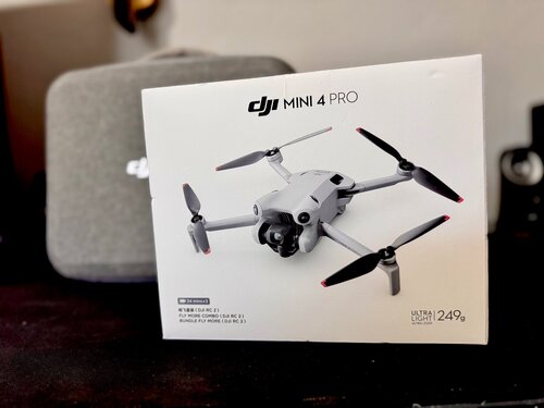 Περισσότερες πληροφορίες για "DJI Mini 4 Pro Fly More Combo (RC 2) + εξτρα ( ούτε μηνός το drone )"