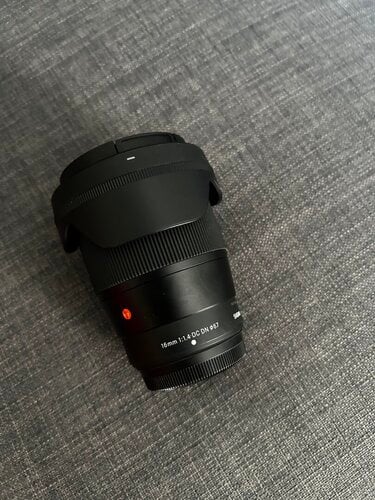 Περισσότερες πληροφορίες για "Sigma 16mm F1.4 DC DN | C για FUJIFILM"