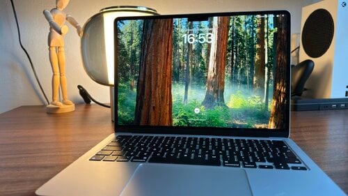 Περισσότερες πληροφορίες για "MacBook Air M2 Silver"