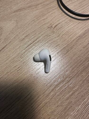 Περισσότερες πληροφορίες για "Apple AirPods Pro gen 1 (Αριστερό ακουστικό)"