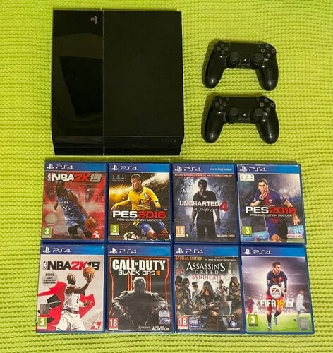 Περισσότερες πληροφορίες για "PS4 400GB + 8 GAMES + 2 CONTROLLERS"