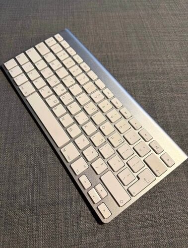 Περισσότερες πληροφορίες για "Apple Magic Keyboard (Άσπρο/Bluetooth)"