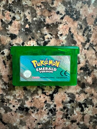 Περισσότερες πληροφορίες για "Pokemon emerald"