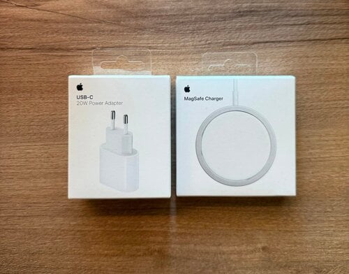 Περισσότερες πληροφορίες για "Apple Power Adapter 20W USB-C (A2347)"