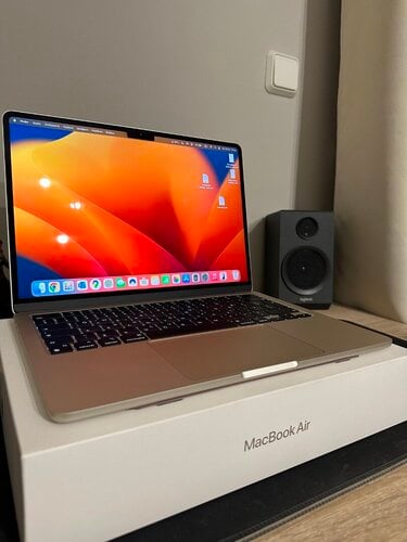 Περισσότερες πληροφορίες για "Apple MacBook Air 13" Retina Display (M3-8-core/16GB/256GB SSD/8-Core GPU)"